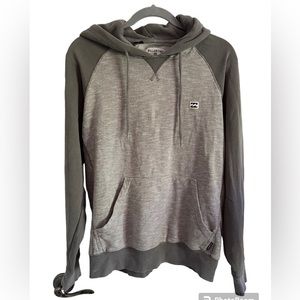 Men’s Billabong grey pullover sweatshirt in size S.